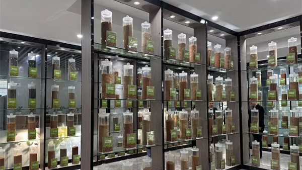 瀟湘晨報(bào)專(zhuān)題報(bào)道：讓每一寸土壤煥發(fā)新生，特沃斯以微生物科技繪就綠色生態(tài)畫(huà)卷